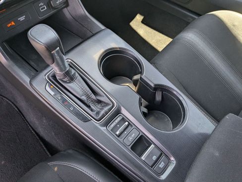 Used 2024 Honda Civic Sport image 25
