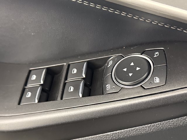 Used 2020 Ford Explorer Limited AWD/4WD image 30