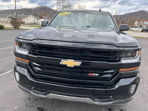 Used 2018 Chevrolet Silverado 1500 LT w/ All Star Edition AWD/4WD image 2