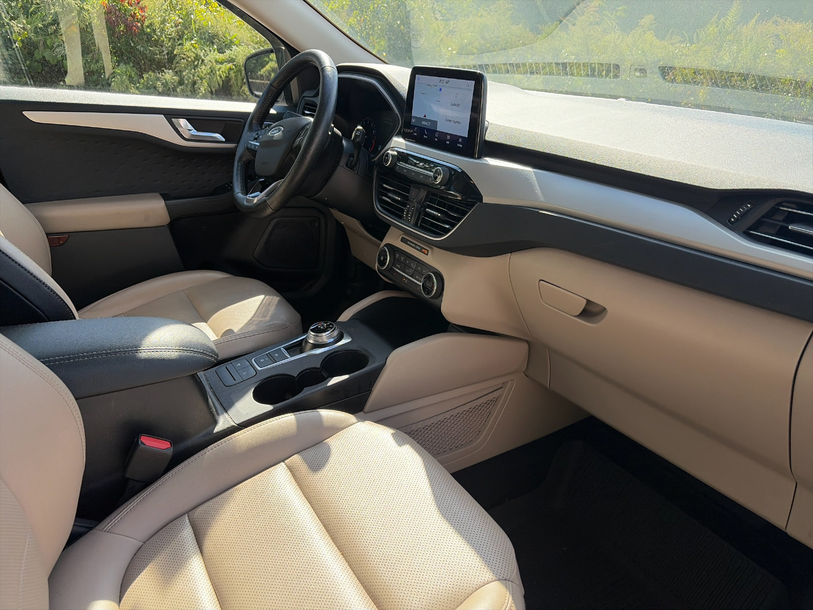 Used 2020 Ford Escape SEL AWD/4WD image 16