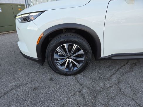 Used 2025 INFINITI QX60 Pure image 37