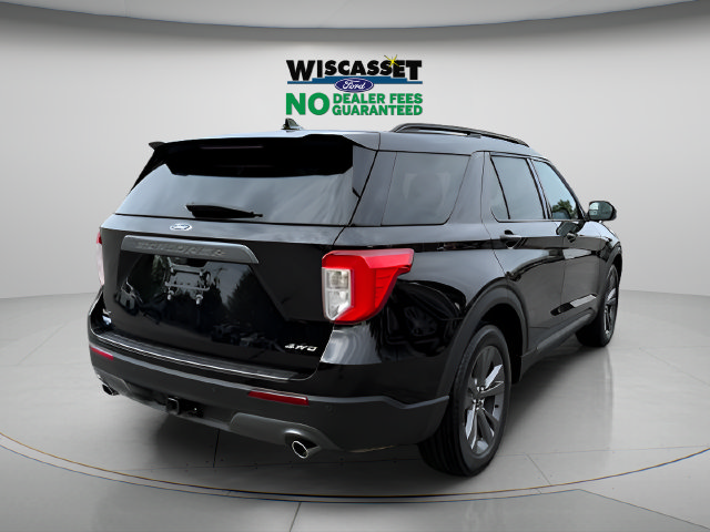 Certified 2023 Ford Explorer XLT w/ Equipment Group 202A AWD/4WD image 30