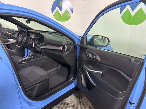 Used 2024 Chevrolet Trax RS image 29