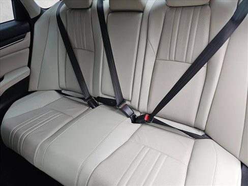Used 2018 Honda Accord EX-L image 14