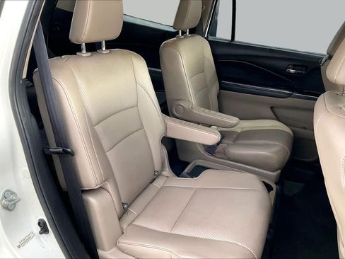 Used 2016 Honda Pilot Elite image 20