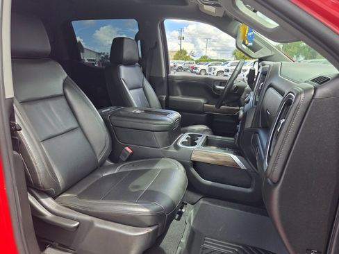 Used 2019 Chevrolet Silverado 1500 LT Trail Boss AWD/4WD image 17