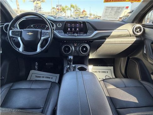 Used 2019 Chevrolet Blazer LT image 25