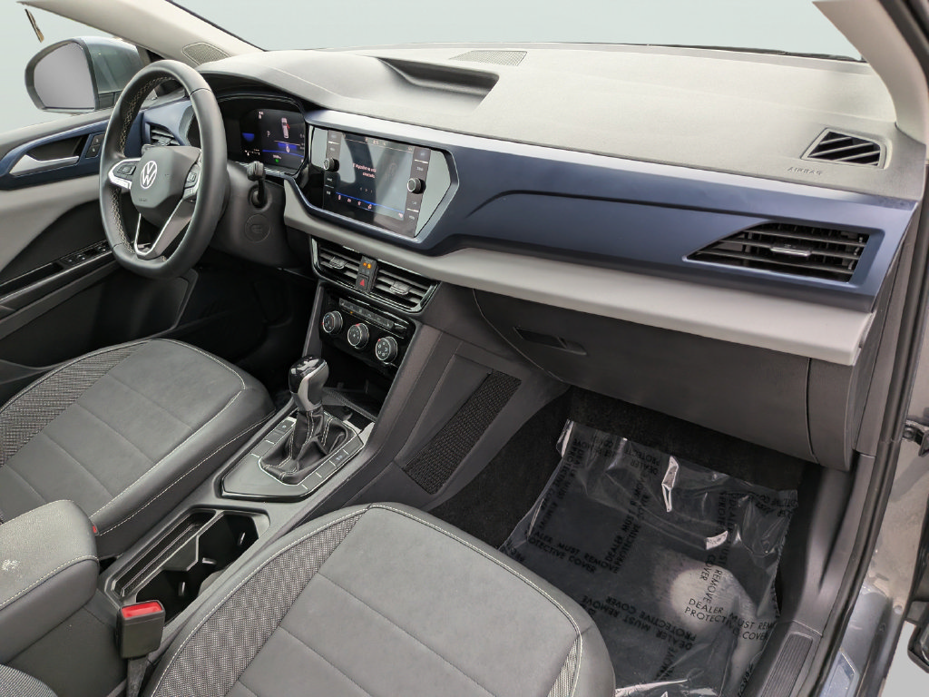 Certified 2023 Volkswagen Taos SE w/ Panoramic Sunroof Package FWD image 10