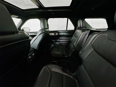 Used 2020 Ford Explorer ST w/ ST Street Pack image 26