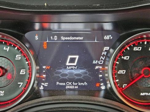 Used 2023 Dodge Charger SXT RWD image 10