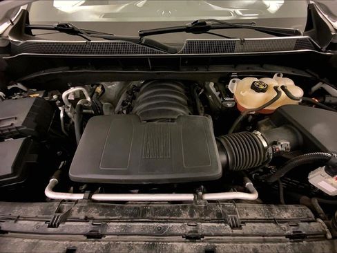 Used 2019 Chevrolet Silverado 1500 LTZ w/ LTZ Convenience Package image 10