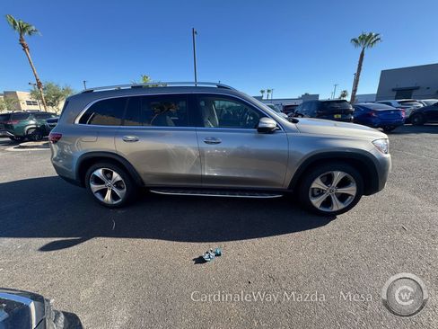Used 2021 Mercedes-Benz GLS 450 4MATIC image 3