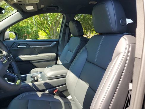 New 2026 GMC Acadia Elevation w/ Black Edition AWD/4WD image 18