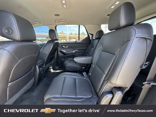 Used 2021 Chevrolet Traverse LT FWD image 28