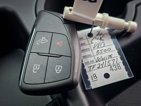 New 2026 GMC Sierra 3500 Pro AWD/4WD image 32