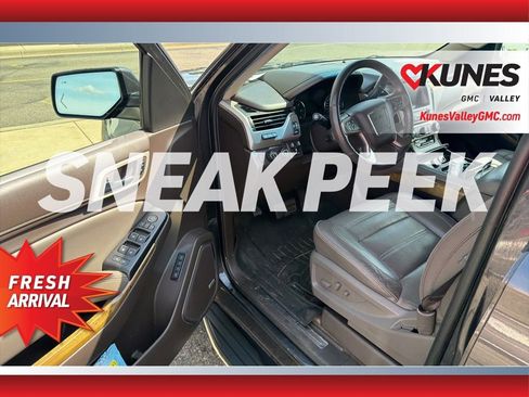 Used 2017 GMC Yukon XL Denali w/ Open Road Package AWD/4WD image 6