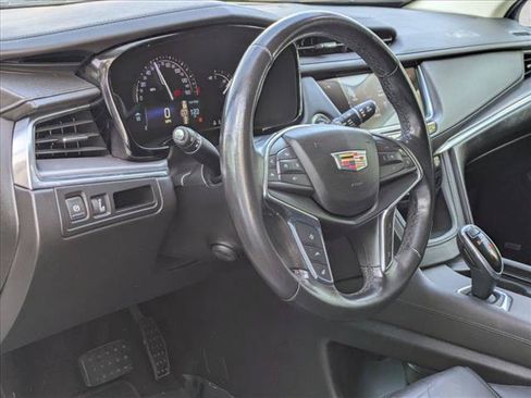 Used 2019 Cadillac XT5 Luxury FWD image 10