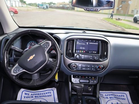 Used 2020 Chevrolet Colorado Z71 AWD/4WD image 7