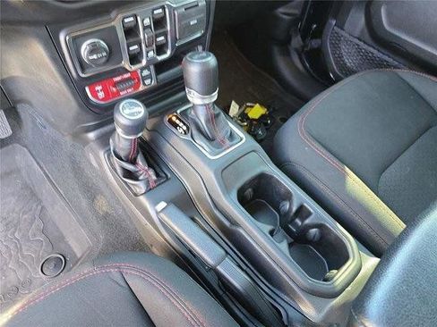 Used 2022 Jeep Wrangler Unlimited Rubicon w/ LED Lighting Group image 30