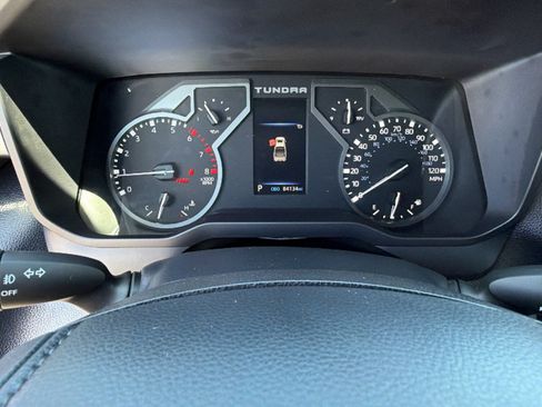 Used 2022 Toyota Tundra SR5 AWD/4WD image 21