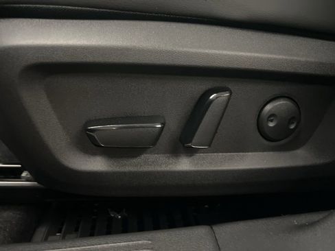 New 2026 Nissan Rogue Platinum image 22