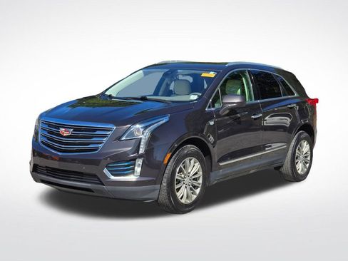 Used 2017 Cadillac XT5 Luxury w/ Driver Awareness Package AWD/4WD image 2