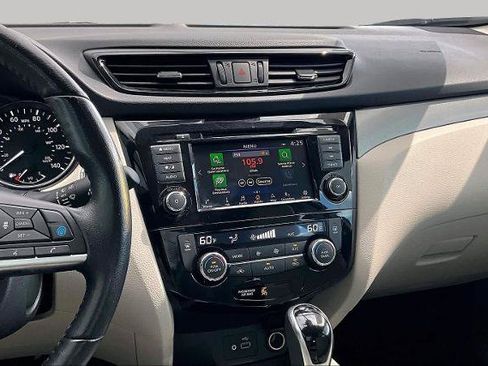 Certified 2020 Nissan Rogue Sport SL FWD image 7