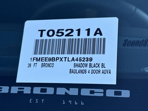 Used 2026 Ford Bronco Badlands AWD/4WD image 36
