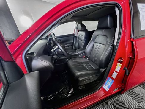 Used 2025 Honda HR-V EX-L image 10