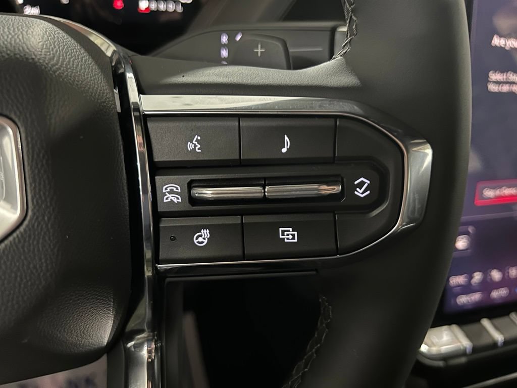 New 2026 GMC Yukon Denali w/ Advanced Technology Package AWD/4WD image 30
