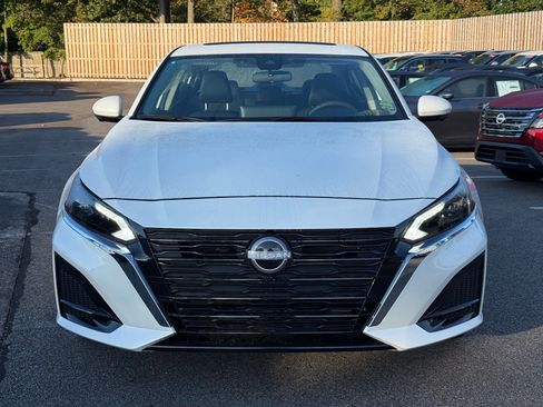 New 2025 Nissan Altima 2.5 SL image 5