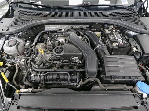 Certified 2022 Volkswagen Jetta SE FWD image 15