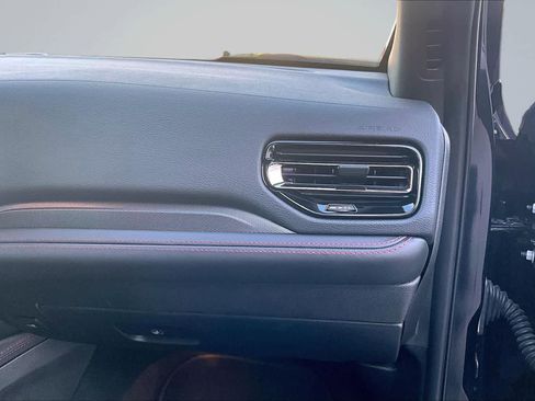 Used 2025 Dodge Durango R/T AWD/4WD image 24