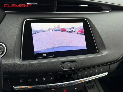 Used 2023 Cadillac XT4 Premium Luxury image 28