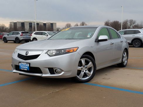 Used 2013 Acura TSX Sedan image 2