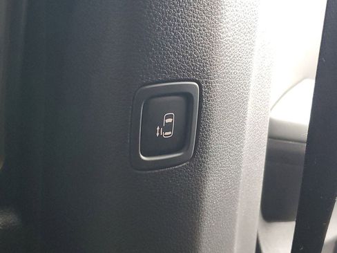 New 2026 Kia Carnival SX image 25