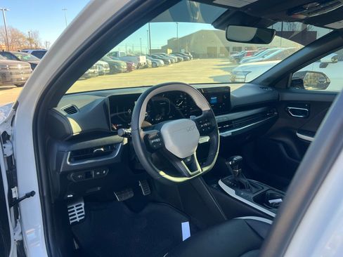 Used 2025 Kia K4 GT-Line Turbo image 22