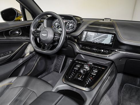 Used 2025 Aston Martin DBX 707 image 23