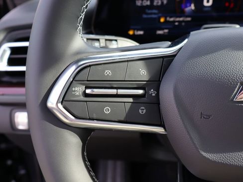 New 2026 Chevrolet Traverse Z71 w/ Enhanced Driving Package image 16