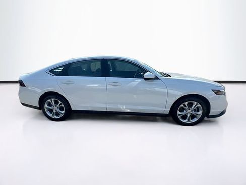 Used 2023 Honda Accord LX image 10