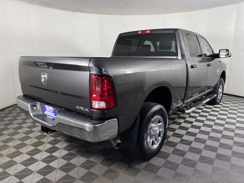 Used 2015 RAM 2500 Tradesman w/ Chrome Appearance Group AWD/4WD image 3