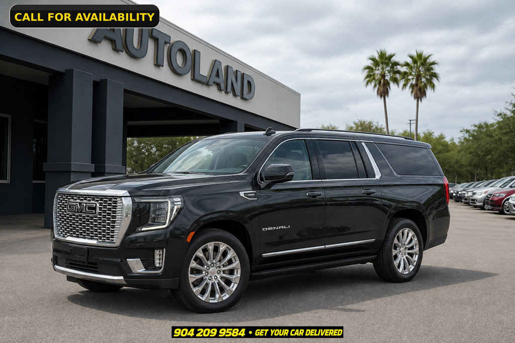 Used 2022 GMC Yukon XL Denali w/ Max Trailering Package AWD/4WD image 1