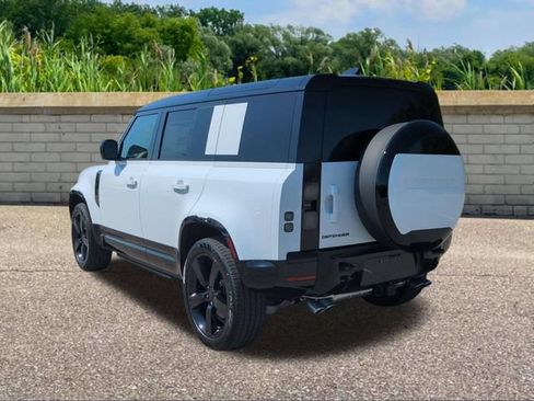 New 2026 Land Rover Defender 110 V8 AWD/4WD image 6