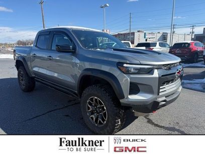 Used 2025 Chevrolet Colorado ZR2 w/ Technology Package