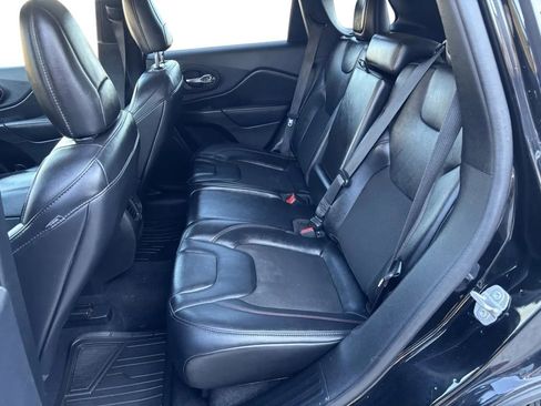 Used 2021 Jeep Cherokee Trailhawk w/ Sun, Sound & Nav Group image 28