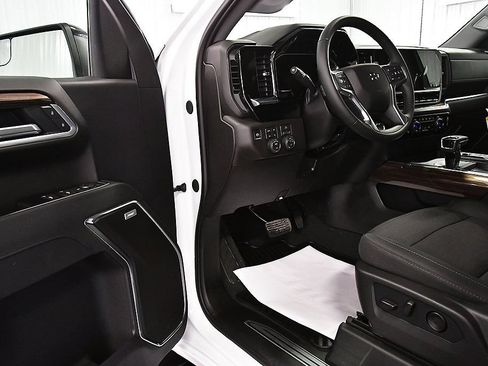 New 2026 Chevrolet Silverado 1500 RST w/ All Star Edition Plus AWD/4WD image 16