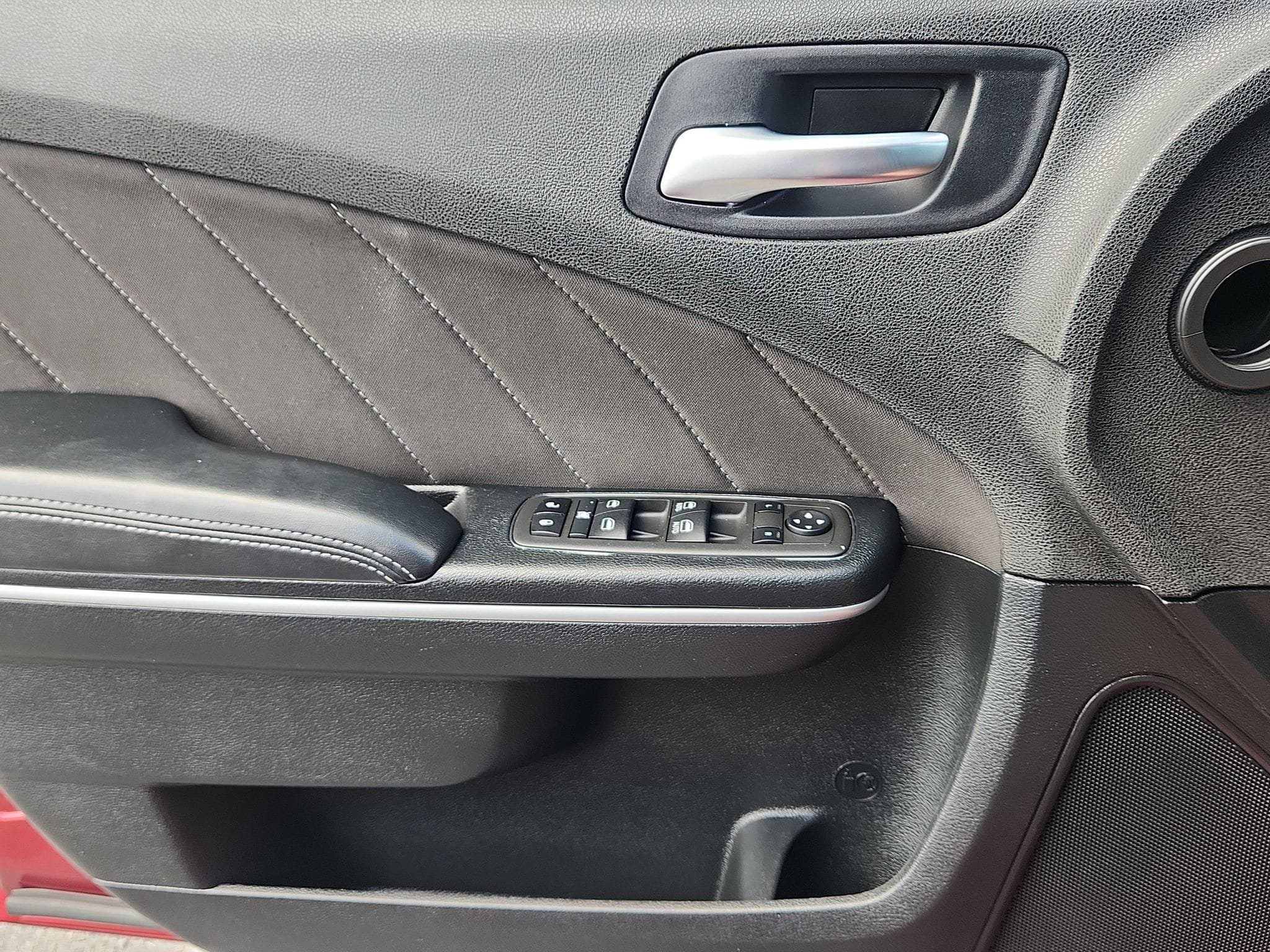 Used 2022 Dodge Charger GT RWD image 6