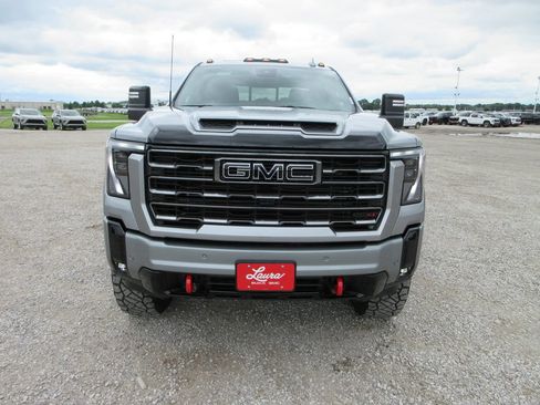 New 2026 GMC Sierra 2500 AT4 w/ AT4 Premium Plus Package AWD/4WD image 12