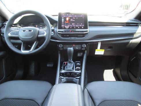 New 2026 Jeep Compass Latitude AWD/4WD image 12
