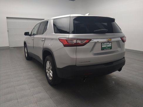 Used 2019 Chevrolet Traverse LS FWD image 6